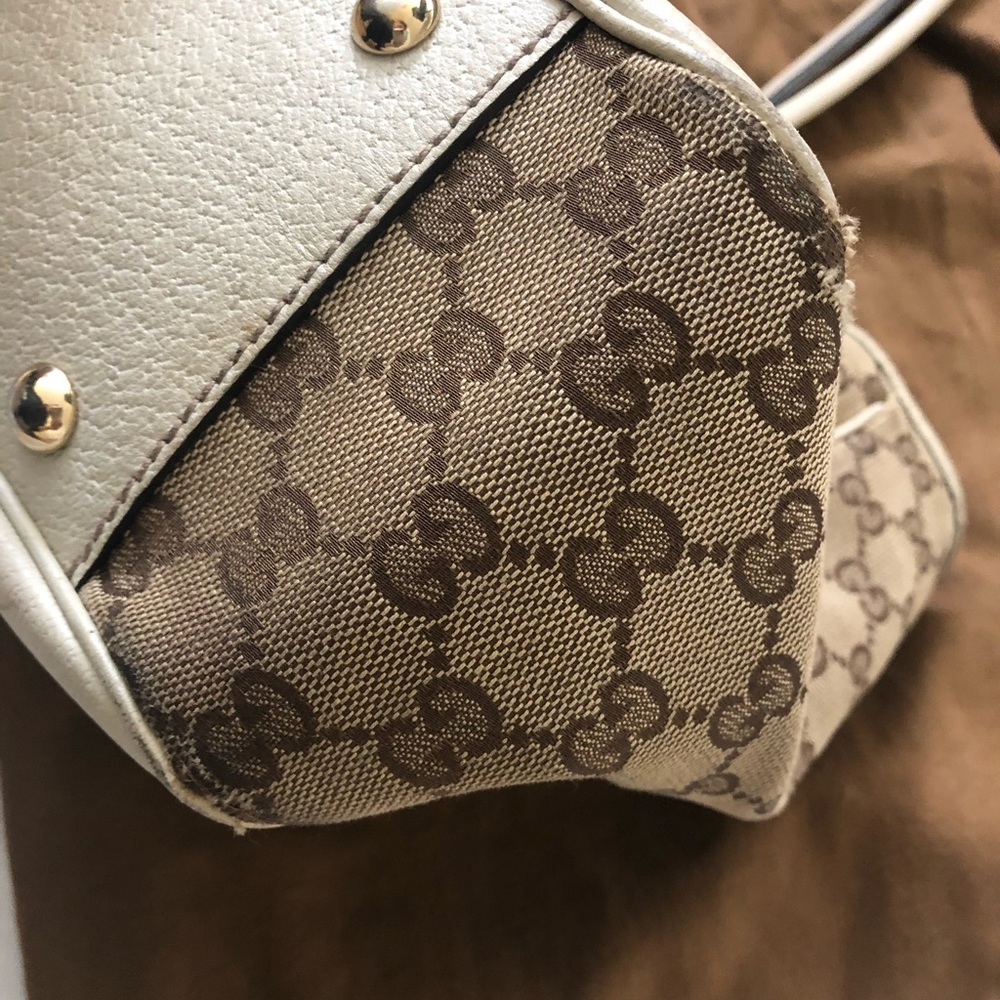 Gucci SOLD!!! 😘 - Picture 8 of 8